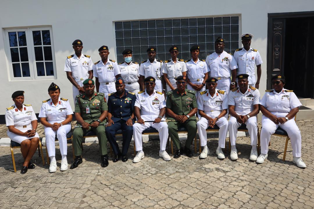 DIRECTOR GENERAL JOINT DOCTRINE AND WARFARE CENTRE PAYS COURTESY VISIT TO HQ NAVDOC