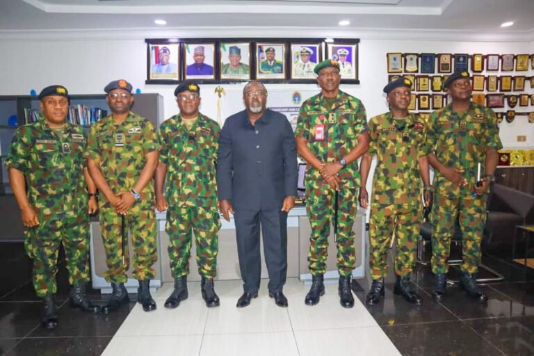 AFN JOINT DEFENCE DOCTRINE REVIEW COMMITTEE VISITS HQ NAVAL DOCTRINE COMMAND