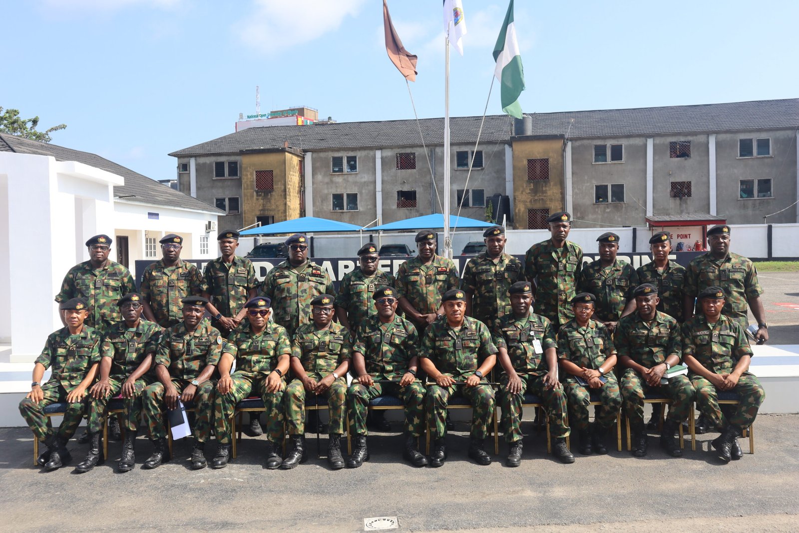 VISIT OF THE CHIEF OF THE NAVAL STAFF ADVANCE INSPECTION TEAM TO HQ NAVDOC ON 16 OCT 26